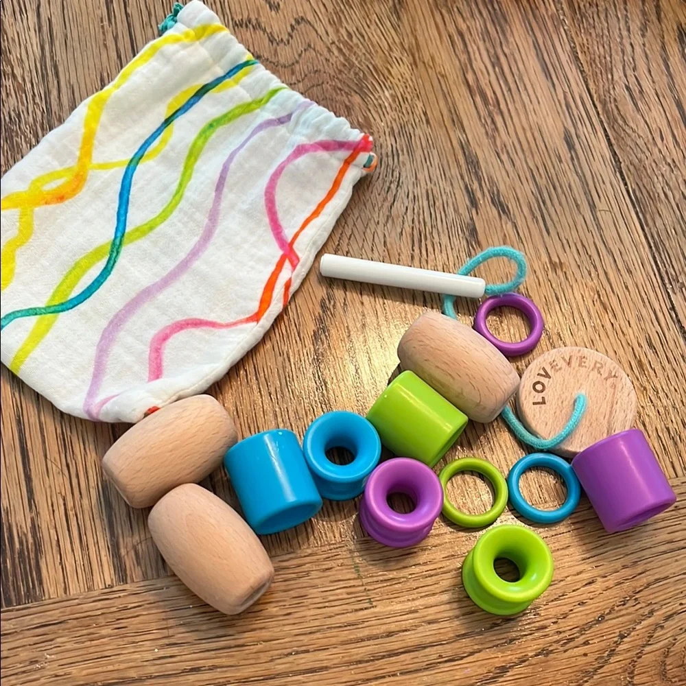 LOVEVERY Colorful Wooden Lacing Bead Set